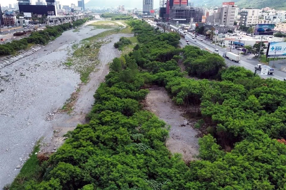 Daño-ambiental-de-samuel-río-santa-catarina-área-protegida-desmonte