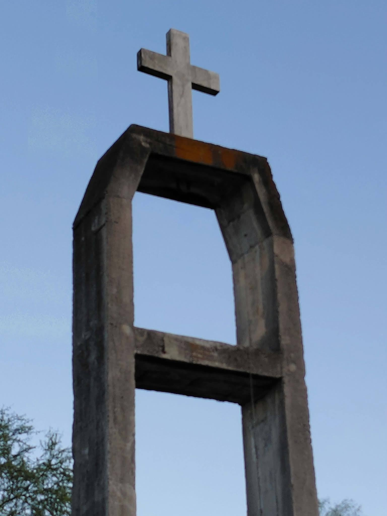 Image › La Sierra Madre Robo-en-montemorelos-campana-de-iglesia-inseguridad-samuel-garcia