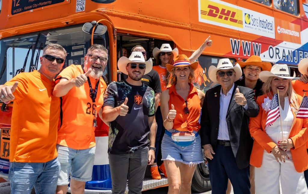 Image › La Sierra Madre Samuel García Descarta Dar Cifras Sobre El Fan Fest De Nuevo León › La Sierra Madre