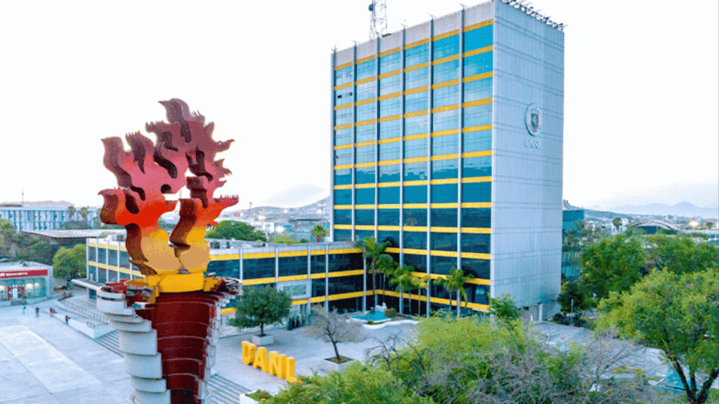 Estudiantes De La Uanl - La Sierra Madre › La Sierra Madre